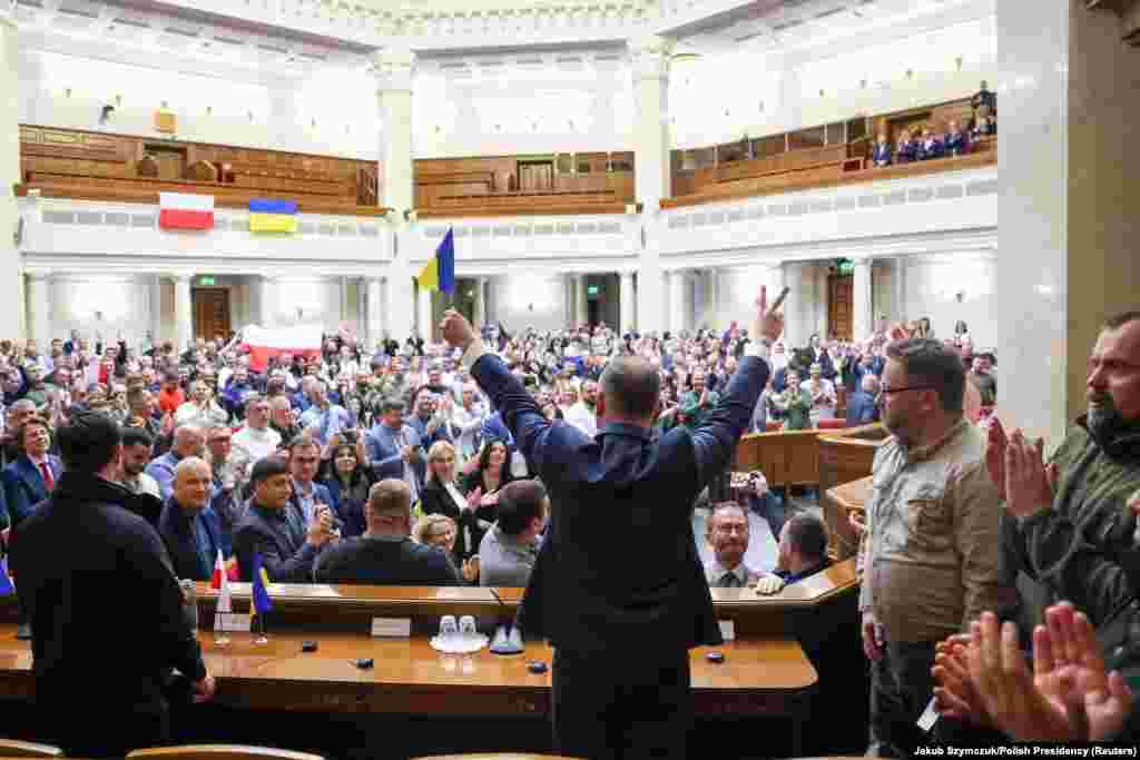 Півгодинний виступ президента Польщі Анджея Дуди&nbsp;багато разів переривався на оплески