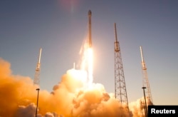 Ракета компании SpaceX Илона Маска Falcon 9