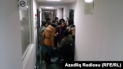 AzadlıqRadiosunun əməkdaşları ofisdən çıxarılıb